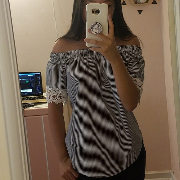 stripe blouse - Picture 3 of 3